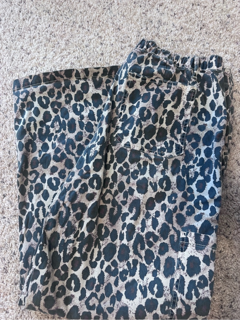 No Boundaries XL Leopard Wide Leg Pant - Picture 3 of 5